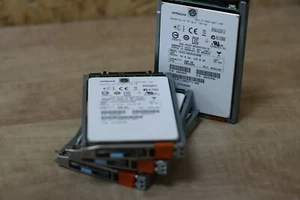 005049297 HITACHI EMC 200GB 10K.5 2.5in 6Gb/s SAS SSD HUSSL4020ASS600  - Afbeelding 1 van 7