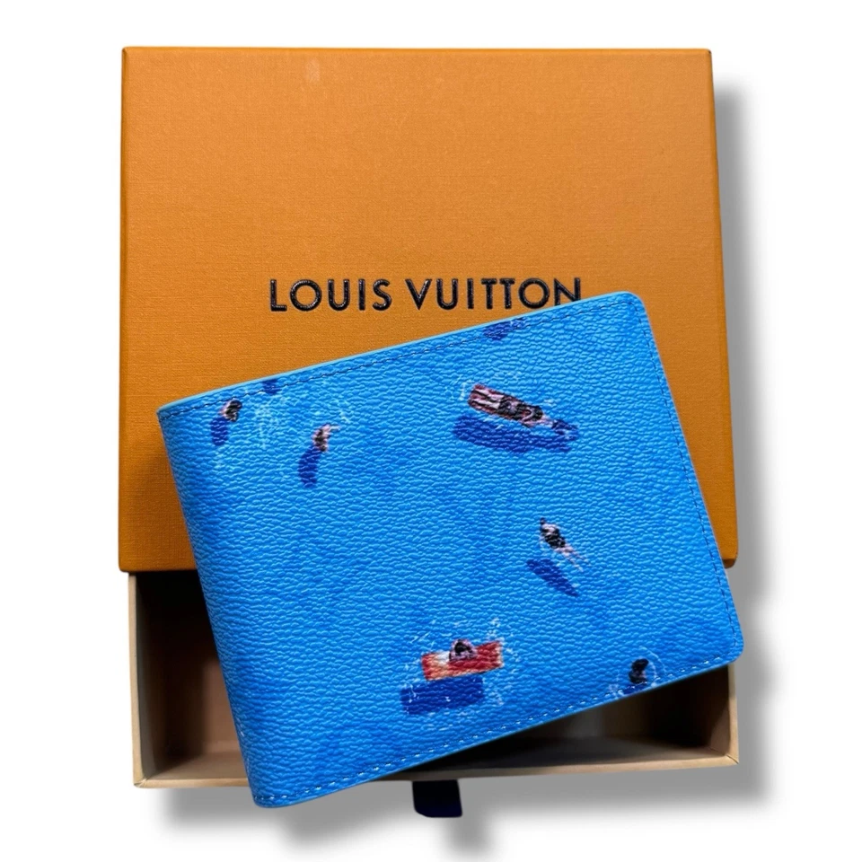 Louis Vuitton LV Monogram Blue Lagoon Portafoglio Sottile Bifold | SPEDIZIONE VELOCE - Immagine 1 di 4