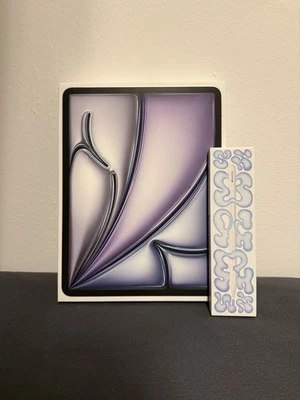 iPad Air 13" (2024) 256GB Wi-Fi Cellular + Apple Pencil Pro - Bild 1 von 4