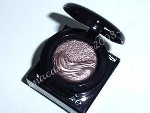 NIB MAC Extra Dimension Eyeshadow ~ STOLEN MOMENT ~ Glamour Daze ~Plum Taupe - Picture 1 of 2