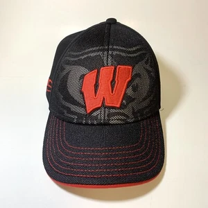 Wisconsin Badgers Hat Cap Red and Black Flex Fit M/L - Medium / Large Fitted - Picture 1 of 11