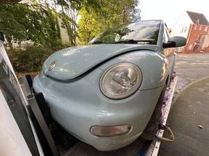 Volkswagen Beetle Mk2 Convertible 1999-2006 Front Bumper in LB5B Blue - Picture 1 of 1