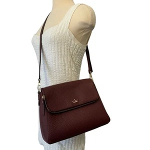 Bolso Bandolera Kate Spade Cuero Guijarro Georgia Carter en Madera de Cerezo - Imagen 1 de 10
