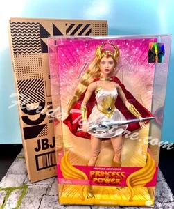 Barbie Signature 2025 - MOTU Princesa del Poder - Muñeca She-Ra 11,5 pulgadas (¡Exclusiva!) - Imagen 1 de 17