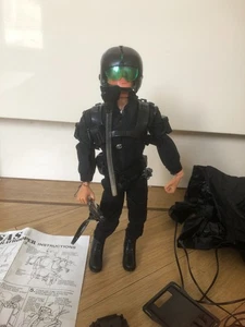 Vintage Action Man SAS Parachute Attack Eagle Eye Figure - Picture 1 of 12