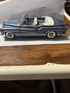 Danbury Mint 1953 Buick Skylark 1:24 Diecast Car - Picture 1 of 1