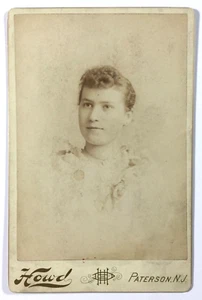 Cabinet Card Pretty Young Woman D H Howard Paterson New Jersey ID'd - Picture 1 of 3