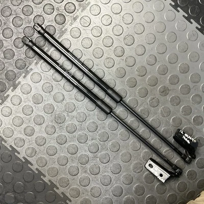 Juego de pares de puntales de soporte de amortiguador de escotilla trasera Volvo XC90 2004-2014 OEM Foto 1 de 4