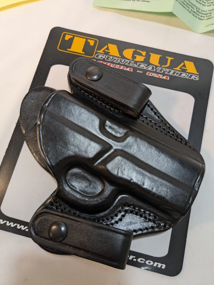 Tagua Holster Smith & Wesson Sigma Leather Right Hand Dual Snap Black DSH1020 - Image 1 of 4