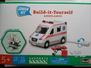 REVELL 1:20 SCALE BUILD-IT-YOURSELF EMERGENCY AMBULANCE Junior kit Support STEAM - Picture 1 of 3