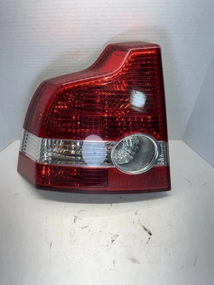 Luz trasera izquierda conductor Volvo OEM 30698345/30698912 se adapta a S40 2005-2007 Foto 1 de 4