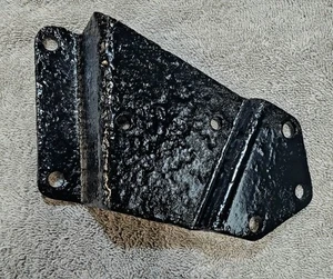 Crusader PCM OEM part # 98252 Remote oil filter bracket - Picture 1 of 2
