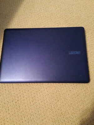 Acer Chromebook 14 CB3-431-C5FM 14 en estuche azul incluido  Foto 1 de 4