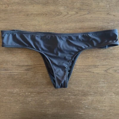 O'NEILL Salt Water Solids Cheeky Coverage Hipster Bikini Bottom-Size XL-NWT $35 - Image 1 of 4