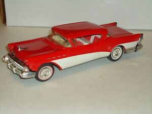 1/25 AMT 1957 BUICK HARDTOP FRICTION PROMO EXCELLENT RED & WHITE 