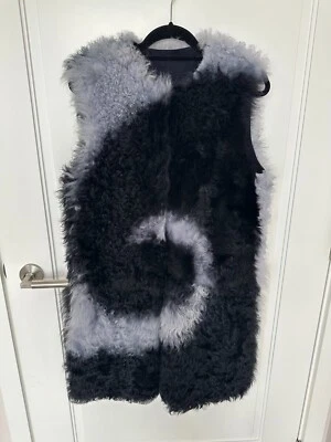 Auténtico chaleco reversible Christian Dior gamuza piel de oveja talla 38 nuevo sin etiquetas $10,000 Foto 1 de 4