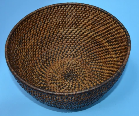 Woven well made Basket Bowl 9.75" across rim, 6" tall browns Cover