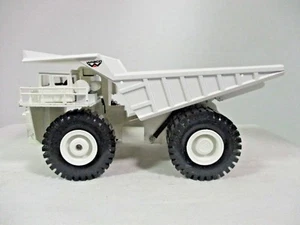 Wabco Conrad No. 2720 Haulpak Truck 1/50 Scale Die Cast Model - Picture 1 of 2
