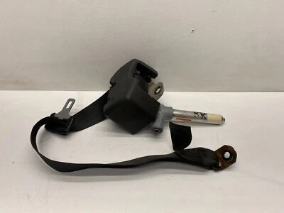 Conjunto retractor cinturón seguridad trasero derecho volvo v50 2008-2011 negro oem Foto 1 de 4