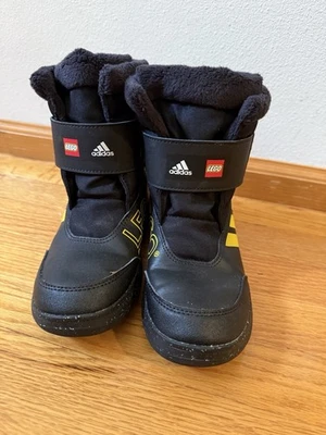 Botas de invierno Adidas x LEGO para niños talla: US 2 Foto 1 de 4