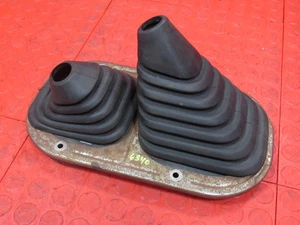 95-04 Tacoma / 96-02 4Runner Manual Trans 4x4 Floor Shift Shifter Boot Plate 341 - Picture 1 of 5