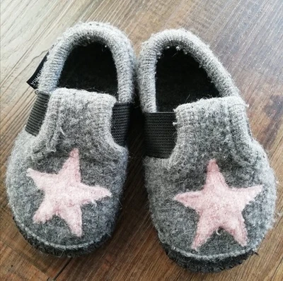 Hausschuhe, "Kitz-Pichler" - Bild 1 von 4