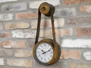 Wanduhr Industrial Rostoptik Flaschenzug Design 43 cm Neu - Bild 1 von 7