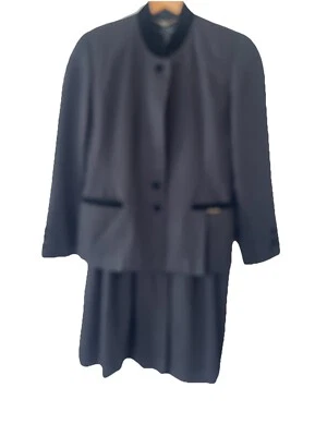 Conjunto de falda de lana negra talla 40 Geiger Collection traje adornado con terciopelo Foto 1 de 4