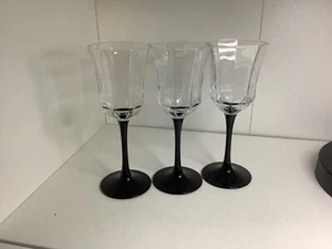 3 Vintage French Wine Glasses LUMINARC Crystal Black Stem Wine Glasses octogonal - Picture 1 of 7