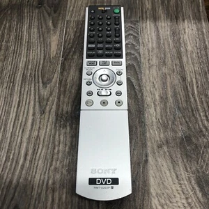 Sony RMT-D203P DVD-Fernbedienung Original Sony - getestet & funktionsfähig - kostenloser Versand - Bild 1 von 5