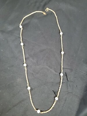 Винтажная цепочка ожерелье Trifari 24 дюйма золотистый искусственный жемчуг бисер с подписью ОТЛИЧНОЕ состояние - Изображение 1 из 4