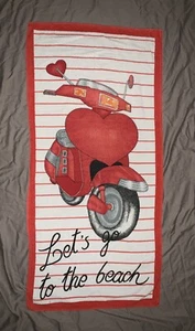 Vintage 1980er Let’s go to the beach herzförmiges Roller Motorrad Strandtuch - Bild 1 von 3