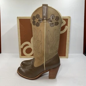 Botas de Vaquero Acme De Colección Para Mujer 6 Cuero Marrón Margarita Bordado Flor Años 70 - Imagen 1 de 23