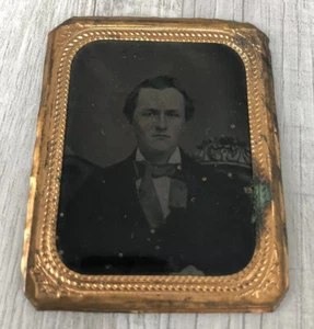 Vintage Photo Late 1800s early 1900s Metal Frame Western European America 2.5x2” - Picture 1 of 9