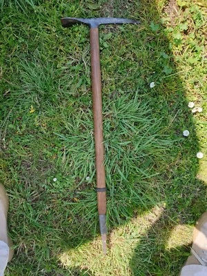 PIOLET ANCIEN J CHARLET CHAMONIX ALPINISME ESCALADE GLACE HACHE DEBUT XXeS  - Photo 1/4