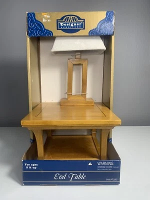 全新实木娃娃屋家具边桌和灯-设计师套装 — 第 1/4 张图片