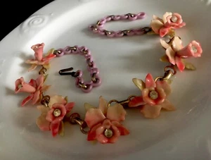 Retro Vntg 3D Pink Flower Choker Necklace Celluloid Plastic Rhinestone - Picture 1 of 14