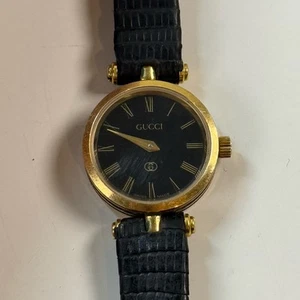 Vintage GUCCI 2040M Gold Plated Quartz Wristwatch Spares/Repairs Restoration - Picture 1 of 22