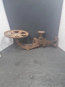 💯 Antike Gusseisen Öl oder Petroleum Lampe Wandhalter Klapphänger - Bild 1 von 19
