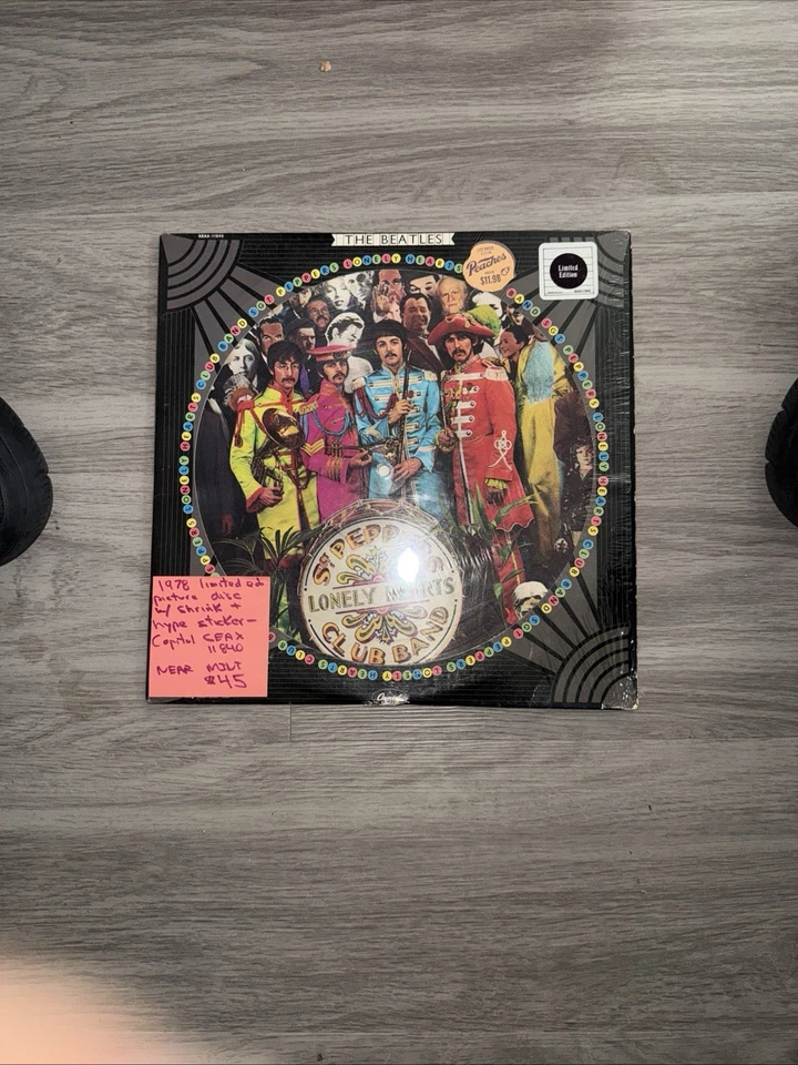 shrink ~12" LP~PICTURE DISC~ BEATLES~ 1978~ SGT. PEPPERS LONELY HEARTS CLUB BAND - Image 1 of 1