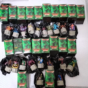 Figuras con tapa de botella Dragon Quest (edición Legendary Monsters) Coleccionista completo - Imagen 1 de 7