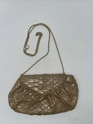Bolso sin asas Lauren Merkin de cuero con piel de serpiente marrón y topo con cadena dorada Foto 1 de 4