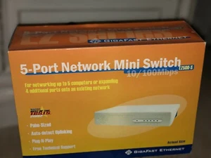 Nuevo mini conmutador de red GigaFast Ethernet EZ 8 puertos en caja 10/100 Mbps EZ800-S - Imagen 1 de 3