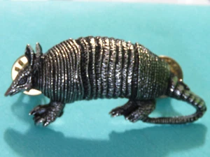 Armadillo Pin Vintage Approx 2" Super Huge really Nice ! - Picture 1 of 3