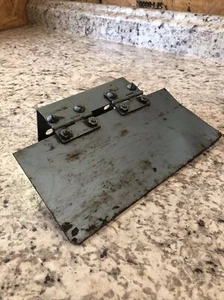 PTO Sears SS15 Lawn Tractor Hinge Cover Sup Baffle - Picture 1 of 5