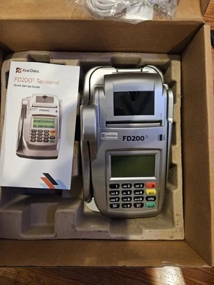 First Data FD200ti Touchscreen Credit Card Terminal (POWER SUPPLY NOT INCLUDED) - Image 1 of 4