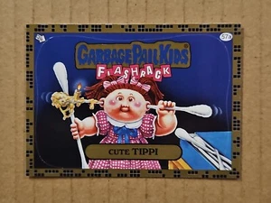 Garbage Pail Kids Flashback 2 Cute Tippi 57a Gold 2011 - Picture 1 of 2