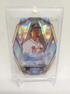 2019 Topps High Tek - PortraiTEK Autographs RONALD ACUNA JR /70 BRAVES #PT-RA - Picture 1 of 2