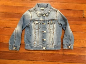 Zara Casual Collection Girl’s Light Blue Button Front Denim Jacket Size 5 110 cm - Picture 1 of 5