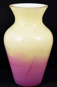 Sehr hübsche Caithness Glas rosa und gelb gefasst Studio Art Glas Vase - Bild 1 von 3